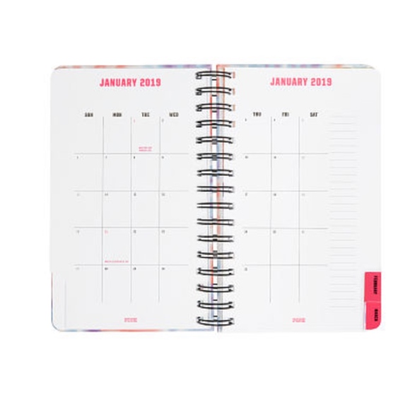 NEW VS PINK PLANNER - Picture 2 of 2